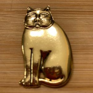 Laurel Burch gold colored cat pendant